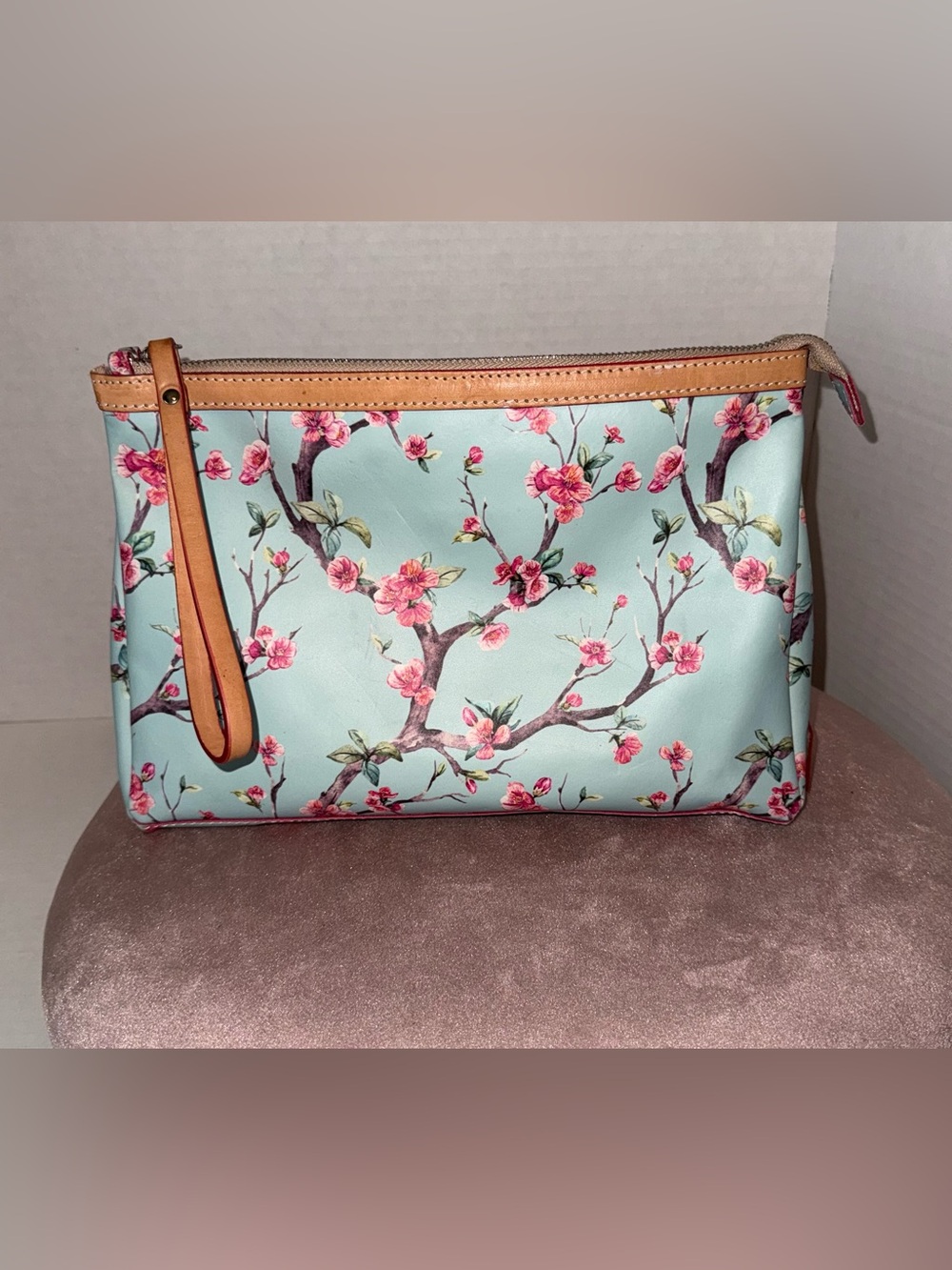 Wristlet Cavalcanti, cherry blossom print